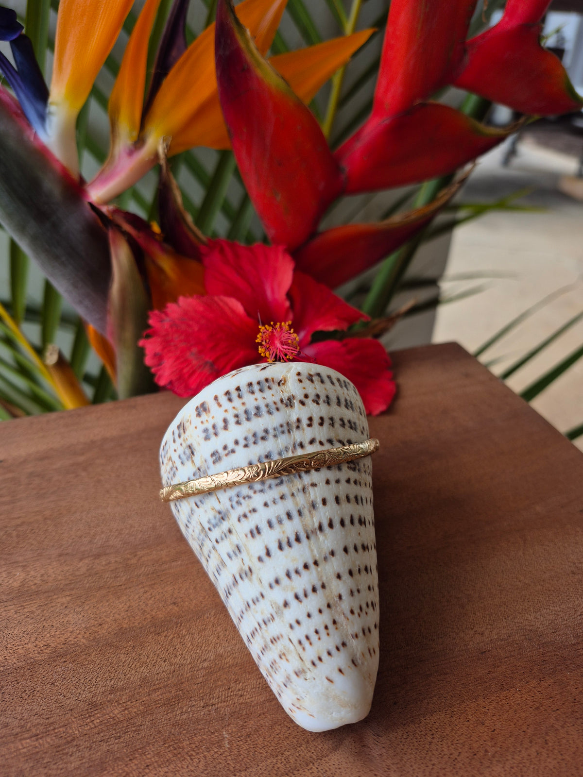 Hawaiian Heirloom Engraved | 1.5mm Bangle | 14K Gold Filled
