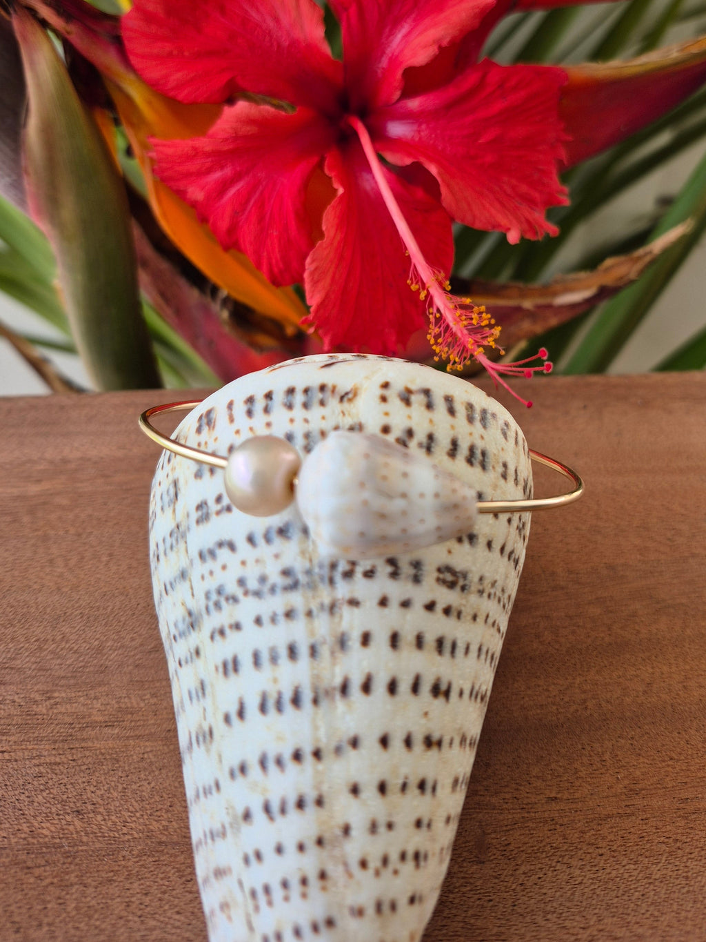 Bangle Abbreviated Cone & Edison Pearl